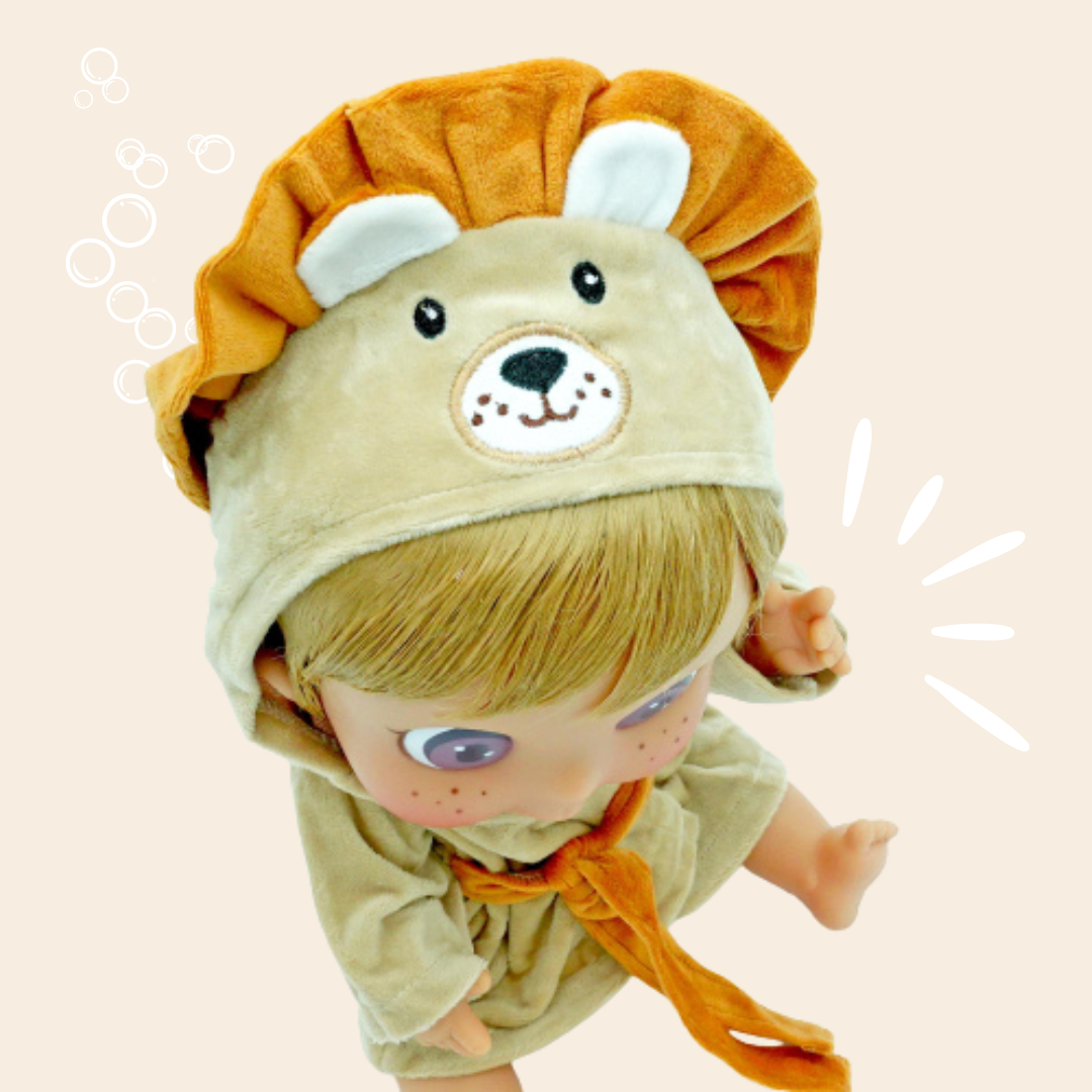 Albornoz de leon con cara, orejas y pelo.