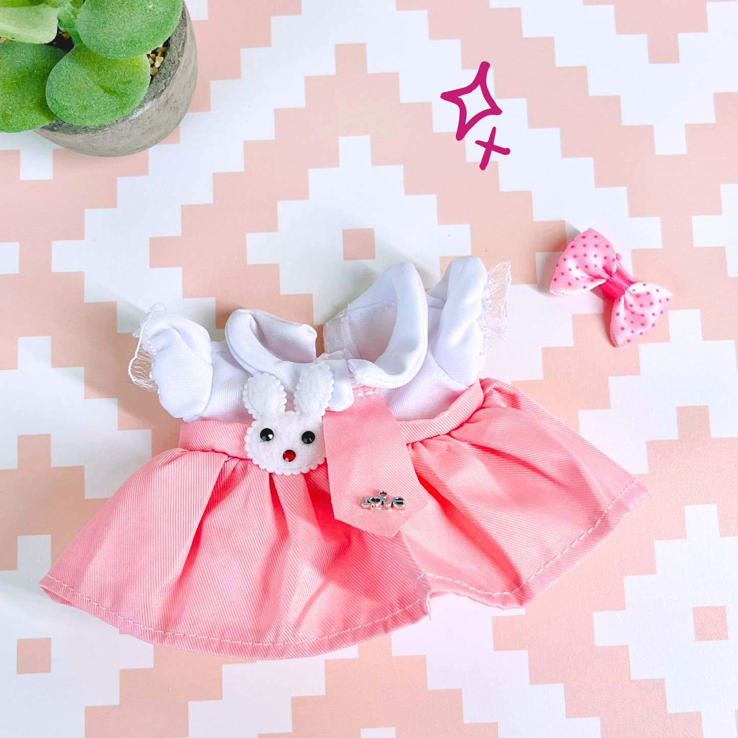 Vestido blanco y rosa para Cotton Doll 🐰 Bunny School